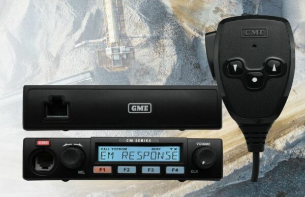 CM60-U5S Uhf 450-520mhz P25 5W Std Extended Control with Black UIC Control Head KIT